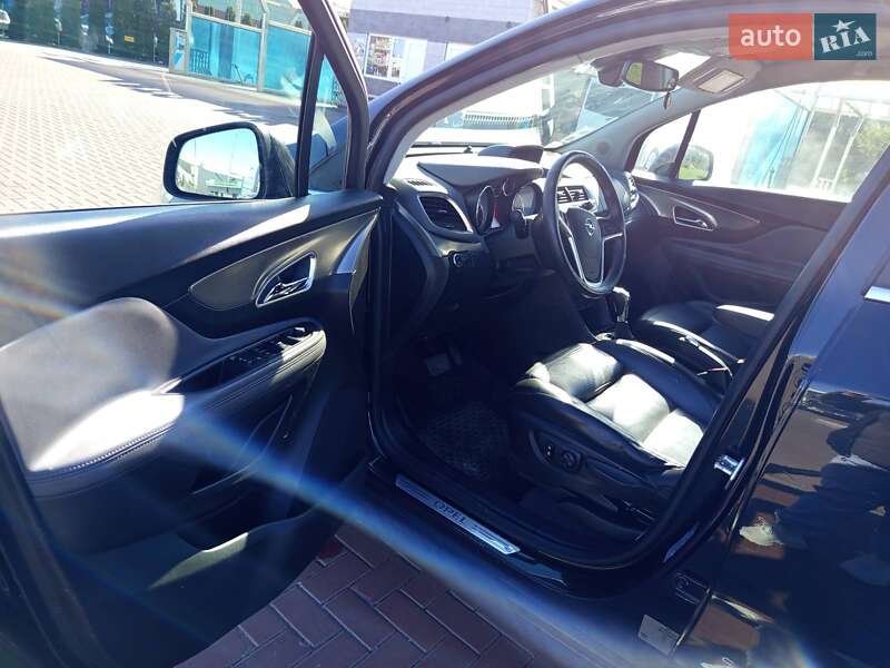Внедорожник / Кроссовер Opel Mokka 2012 в Луцке