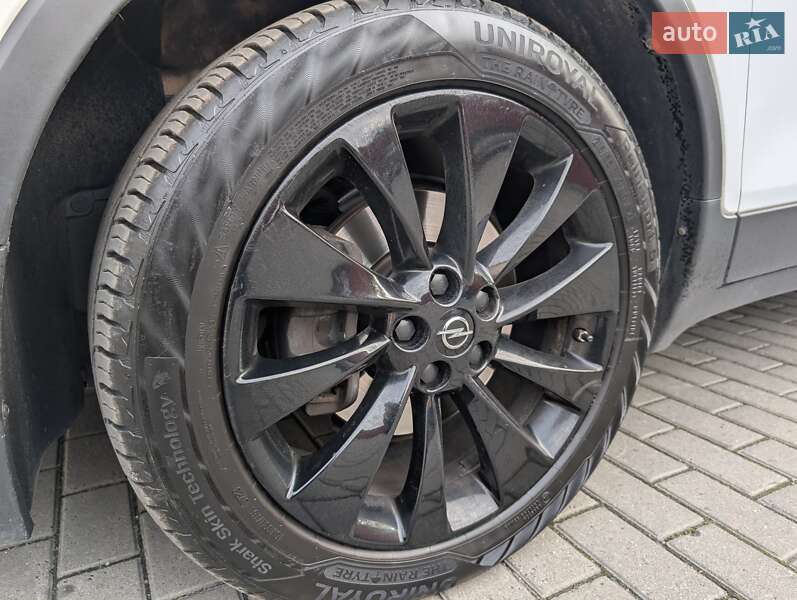 Внедорожник / Кроссовер Opel Mokka 2015 в Владимире