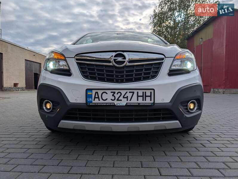 Внедорожник / Кроссовер Opel Mokka 2015 в Владимире