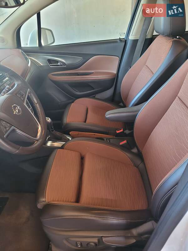 Внедорожник / Кроссовер Opel Mokka 2015 в Полтаве