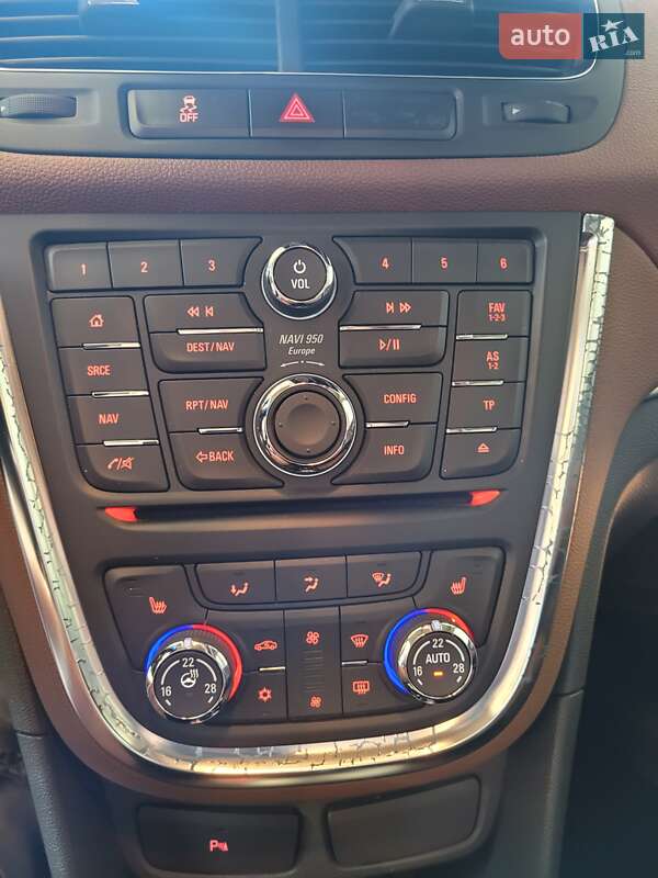 Внедорожник / Кроссовер Opel Mokka 2015 в Полтаве