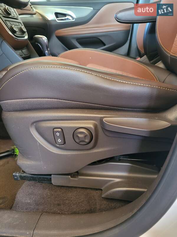 Внедорожник / Кроссовер Opel Mokka 2015 в Полтаве