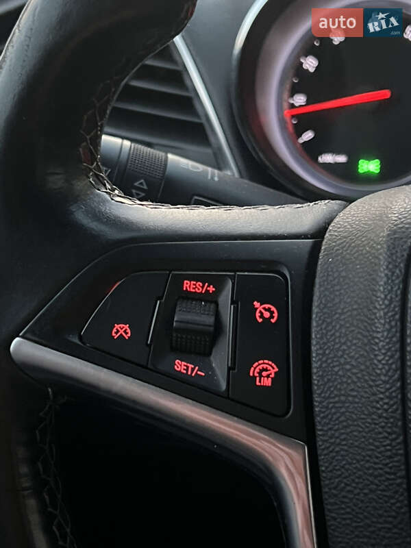 Позашляховик / Кросовер Opel Mokka 2016 в Одесі фото 31 Позашляховик / Кросовер Opel Mokka 2016 в Одесі