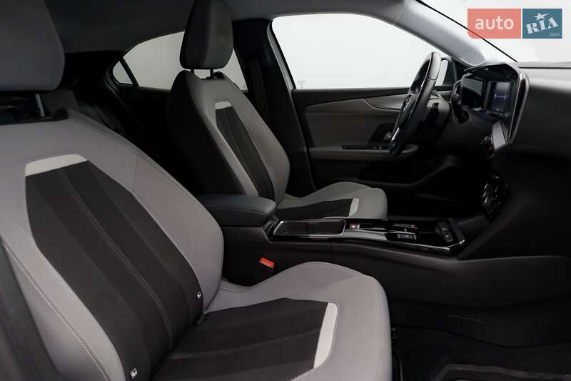 Внедорожник / Кроссовер Opel Mokka 2022 в Киеве