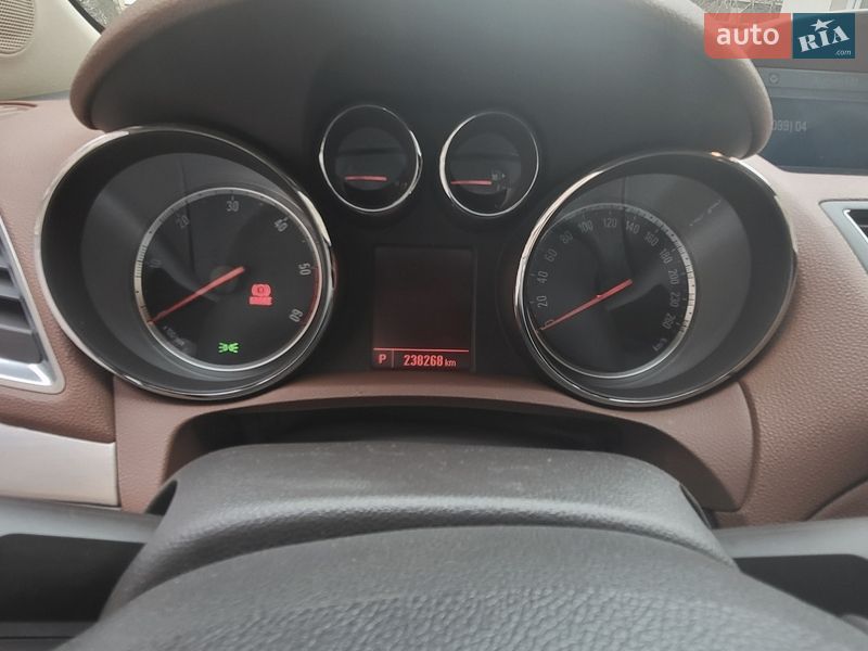 Позашляховик / Кросовер Opel Mokka 2013 в Одесі