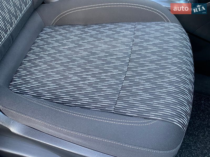 Позашляховик / Кросовер Opel Mokka 2015 в Коломиї