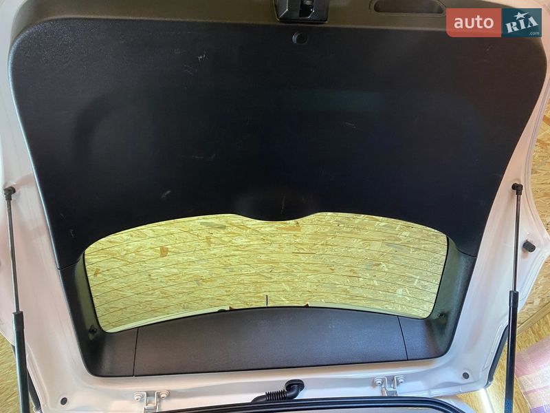 Позашляховик / Кросовер Opel Mokka 2015 в Коломиї