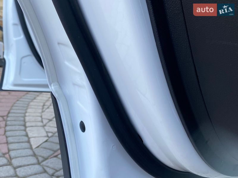 Позашляховик / Кросовер Opel Mokka 2015 в Коломиї