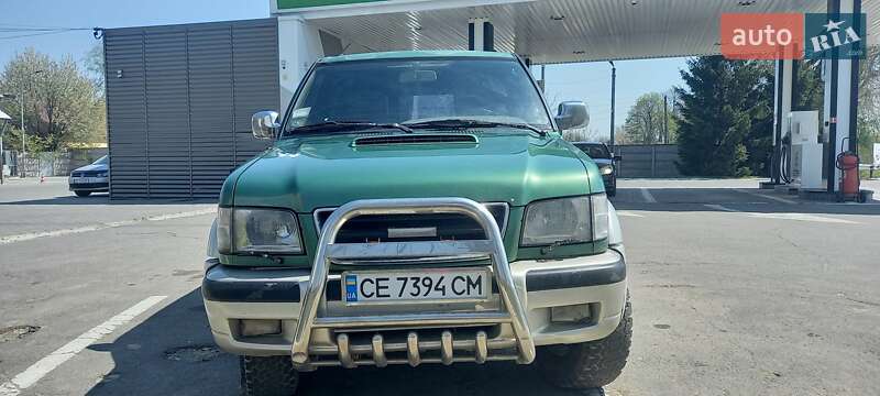 Внедорожник / Кроссовер Opel Monterey 1999 в Черновцах