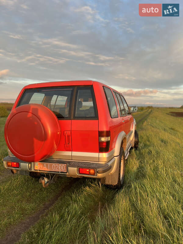 Внедорожник / Кроссовер Opel Monterey 1998 в Сарнах