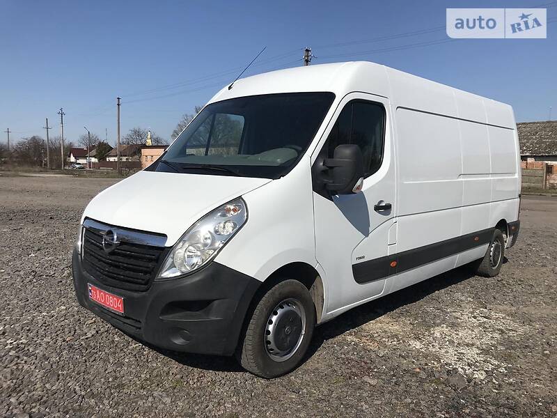 Вантажопасажирський фургон Opel Movano 2015 в Луцьку
