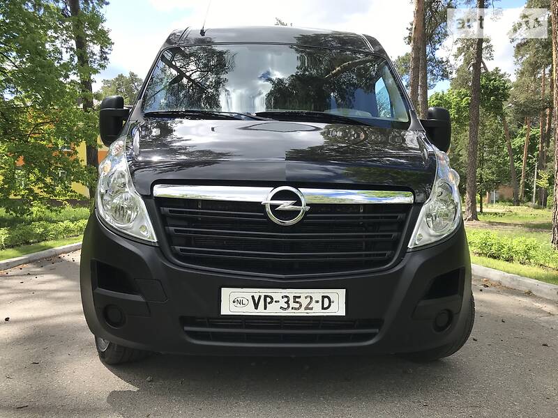 Вантажопасажирський фургон Opel Movano 2016 в Києві