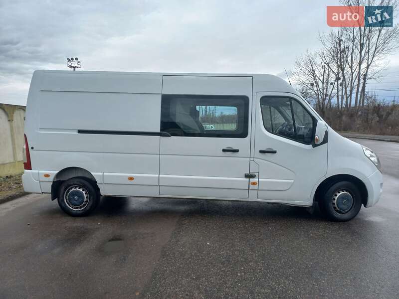 Вантажопасажирський фургон Opel Movano 2016 в Івано-Франківську