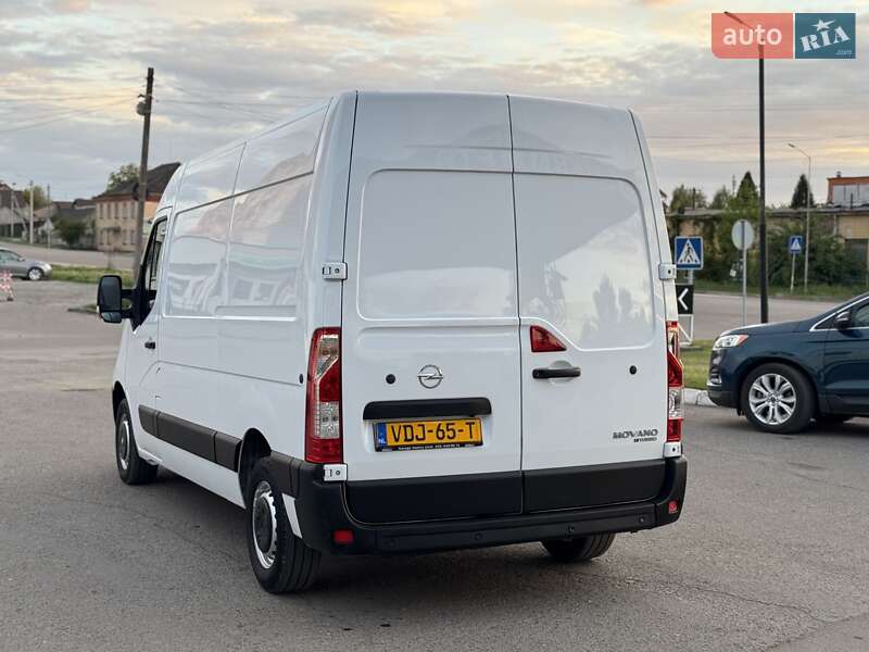 Вантажний фургон Opel Movano 2018 в Дубні