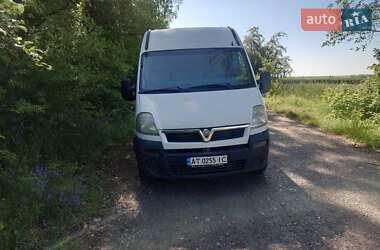 Вантажний фургон Opel Movano 2006 в Снятині