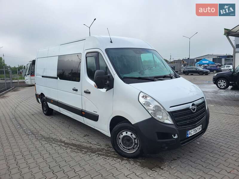 Вантажний фургон Opel Movano 2011 в Нововолинську