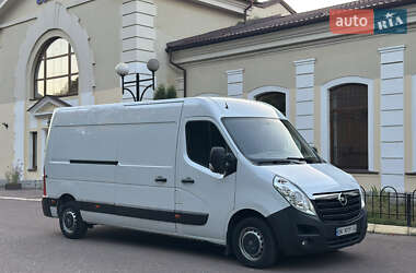 Вантажний фургон Opel Movano 2017 в Радивиліві
