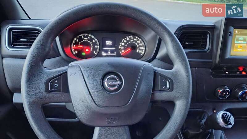 Вантажний фургон Opel Movano 2022 в Дніпрі