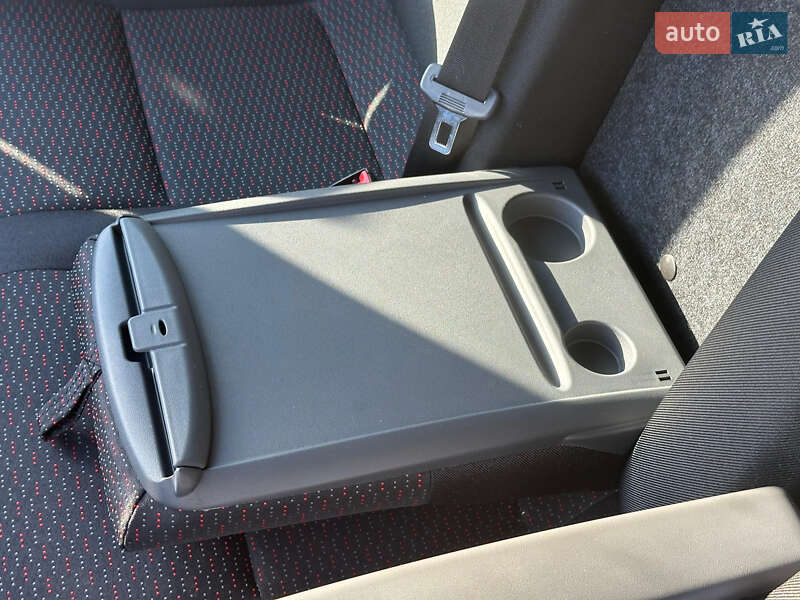 Грузовой фургон Opel Movano 2024 в Киеве