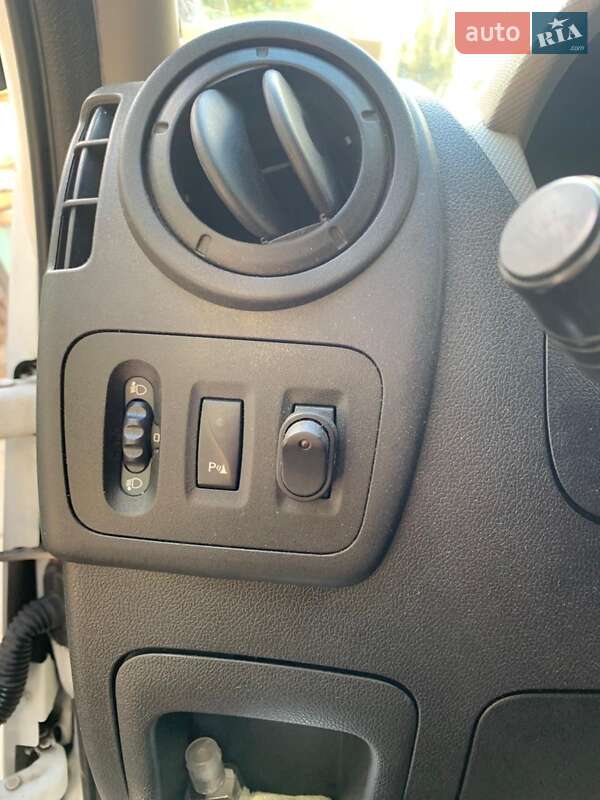 Грузовой фургон Opel Movano 2013 в Киеве