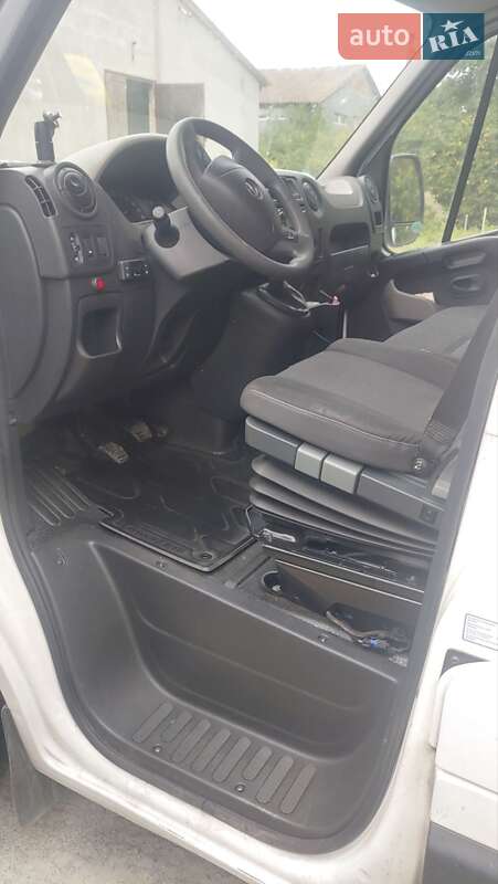 Грузовой фургон Opel Movano 2017 в Ровно