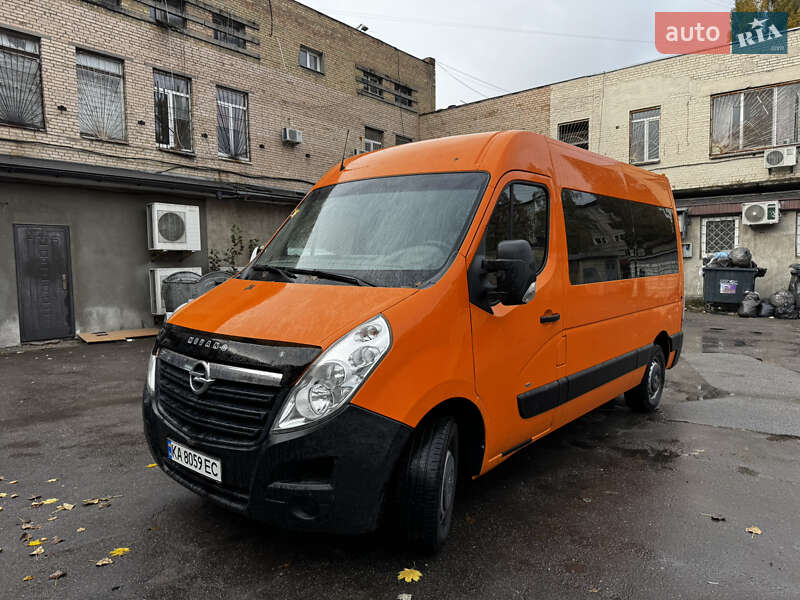 Микроавтобус Opel Movano 2012 в Киеве