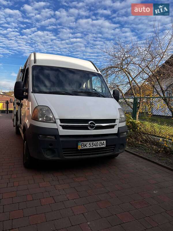 Грузовой фургон Opel Movano 2005 в Березному