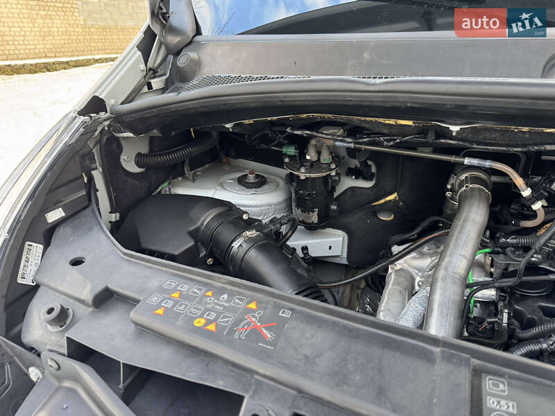 Вантажний фургон Opel Movano 2021 в Кореці