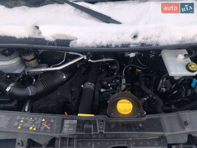 Вантажний фургон Opel Movano 2021 в Дубні