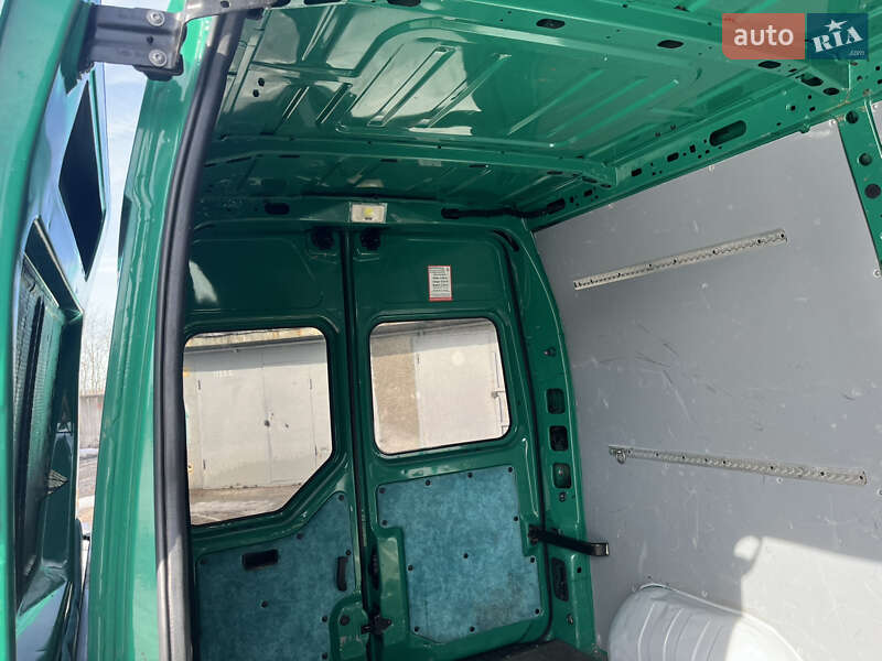 Грузовой фургон Opel Movano 2015 в Киеве