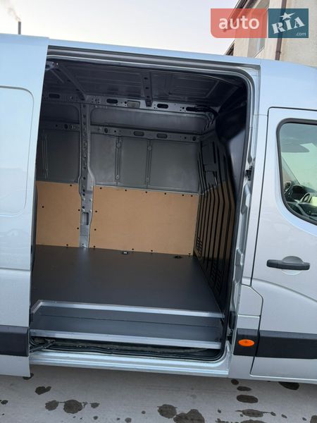 Грузовой фургон Opel Movano 2018 в Дубно