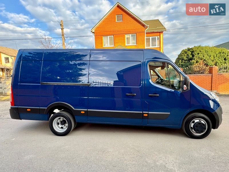 Вантажний фургон Opel Movano 2015 в Вінниці