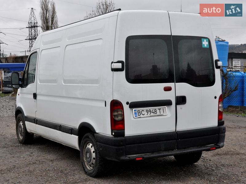 Вантажний фургон Opel Movano 2005 в Львові