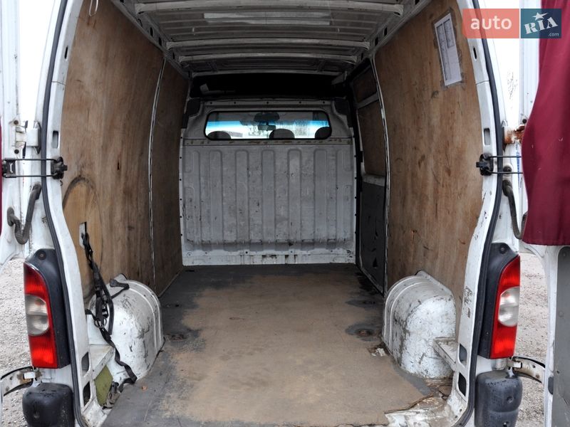 Вантажний фургон Opel Movano 2005 в Львові