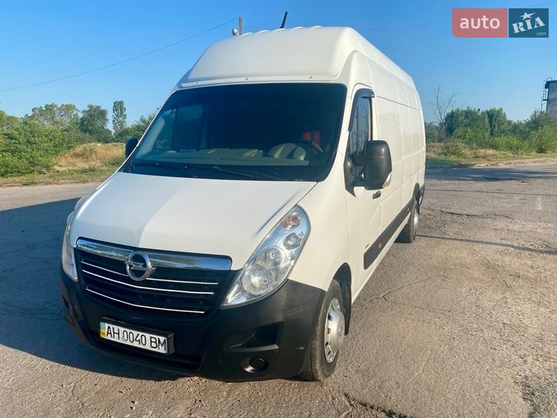 Грузовой фургон Opel Movano 2012 в Светловодске