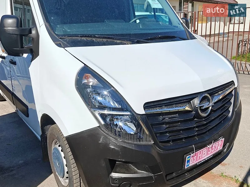 Opel Movano