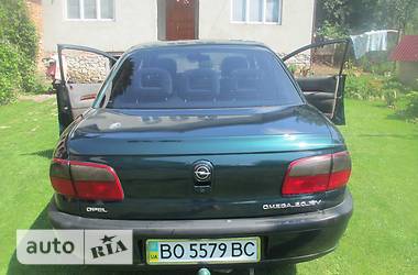 Седан Opel Omega 1996 в Тернополе