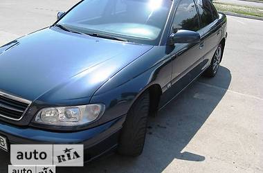 Седан Opel Omega 2003 в Черкассах