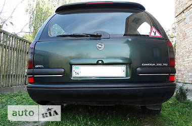 Универсал Opel Omega 1995 в Львове