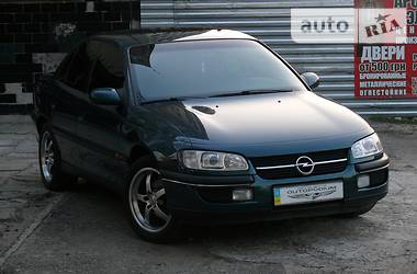 Седан Opel Omega 1996 в Николаеве