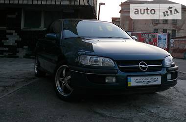 Седан Opel Omega 1996 в Николаеве