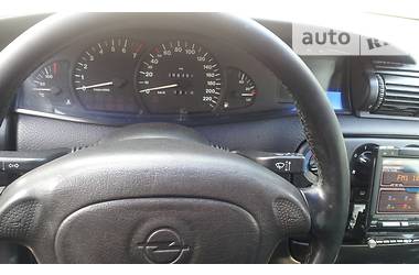 Седан Opel Omega 1996 в 