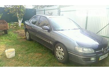 Седан Opel Omega 1995 в Киеве