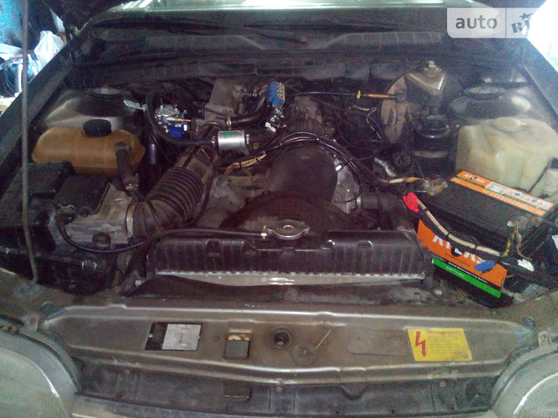 Седан Opel Omega 1992 в Славянске