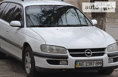 Универсал Opel Omega 1995 в Днепре
