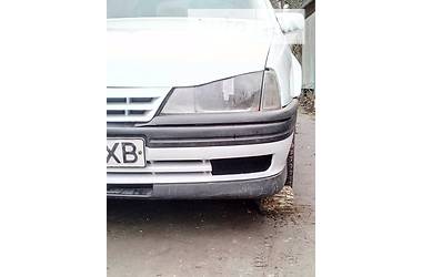 Седан Opel Omega 1989 в Сумах