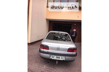 Седан Opel Omega 2000 в Львове