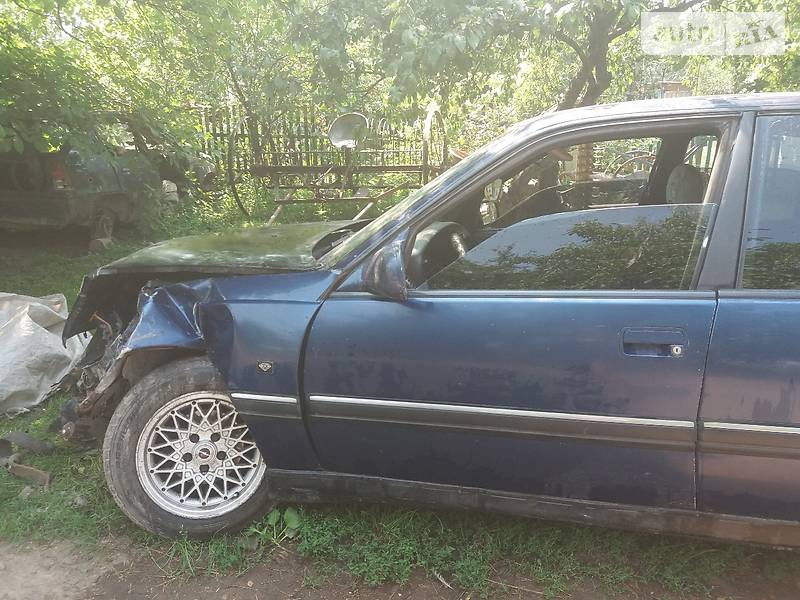 Седан Opel Omega 1992 в 