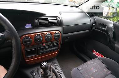 Седан Opel Omega 1999 в Киеве