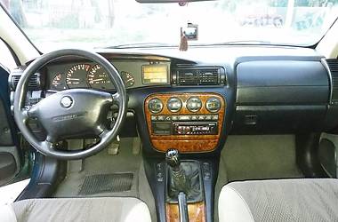 Седан Opel Omega 1996 в Гадяче